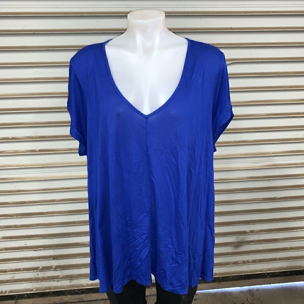 Decree blue plus size V neck short sleeve top